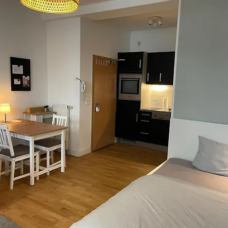 Weidenhaeuser - Zentral, Ebenerdig, Netflix, Wlan * Marburg