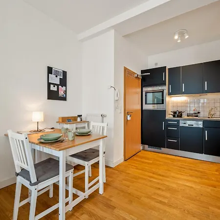 Weidenhäuser - Zentral, Ebenerdig, Netflix, Wlan