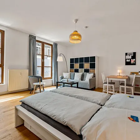 Weidenhaeuser - Zentral, Ebenerdig, Netflix, Wlan Daire Marburg